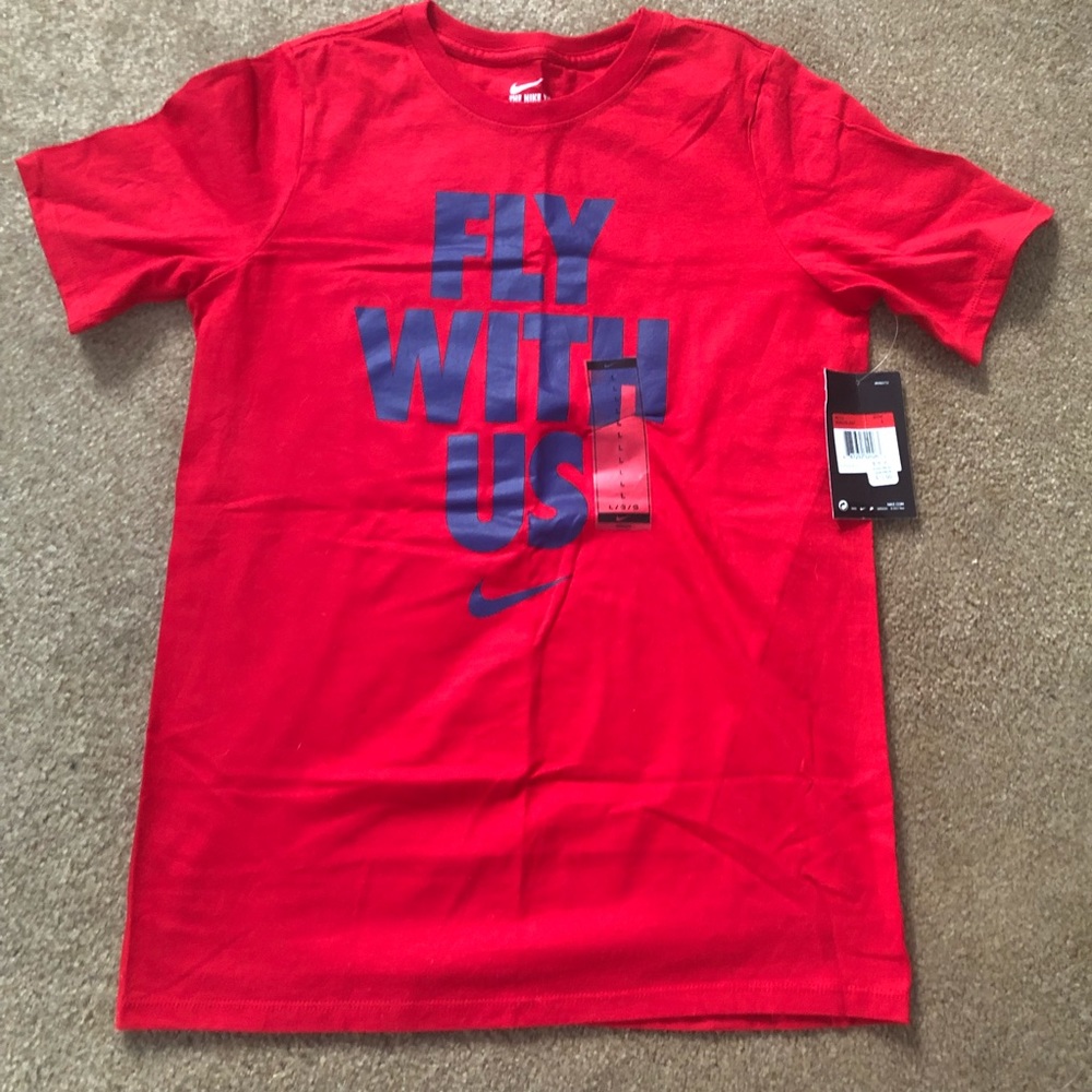 BOYS NIKE T-SHIRT